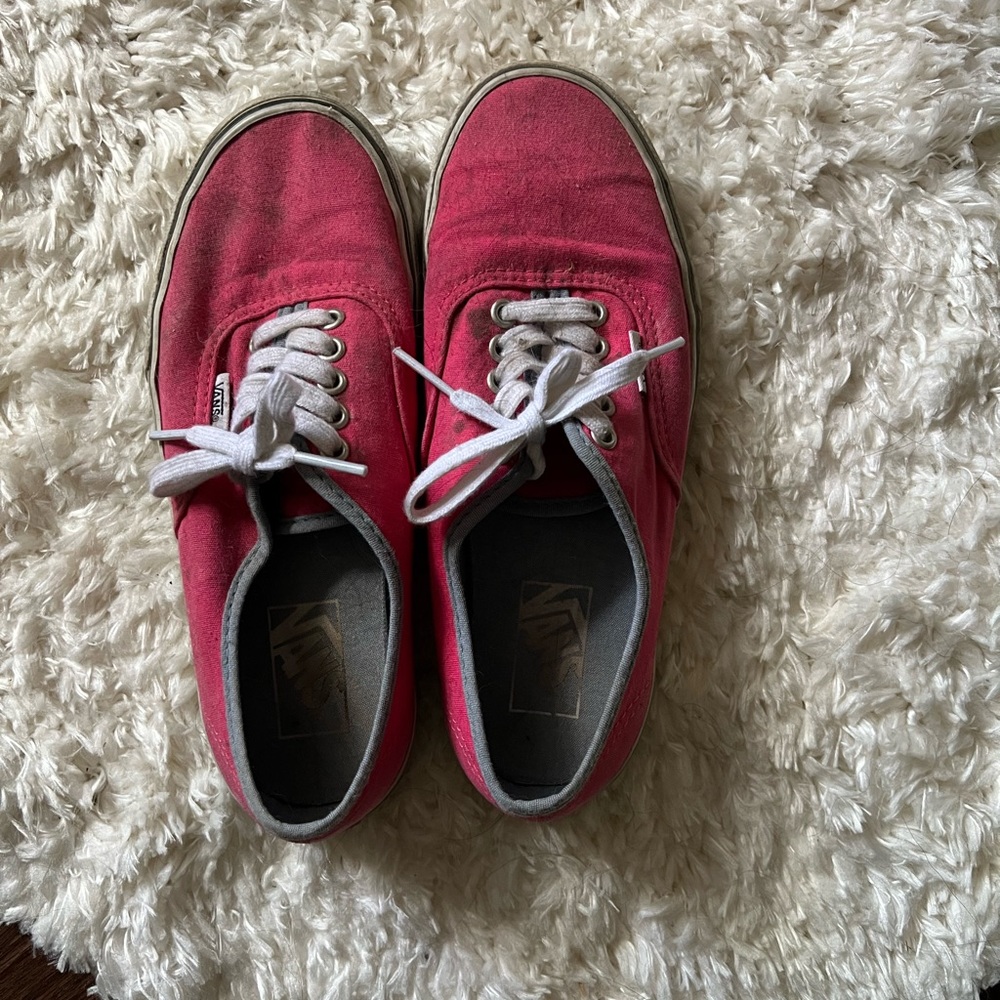 Women’s Vans size 8